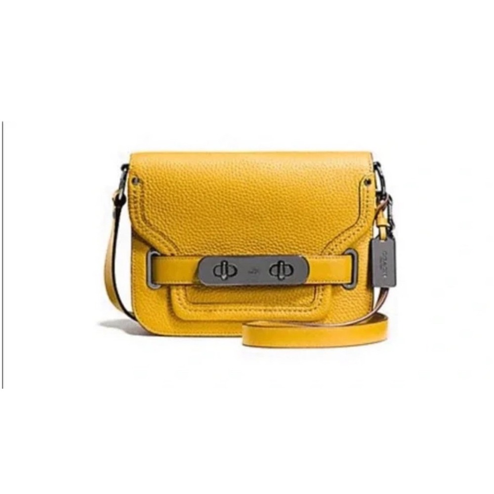 Coach SWAGGER‎ Pebble Leather Crossbody Bag Yellow Turnlock Shoulder Strap EUC